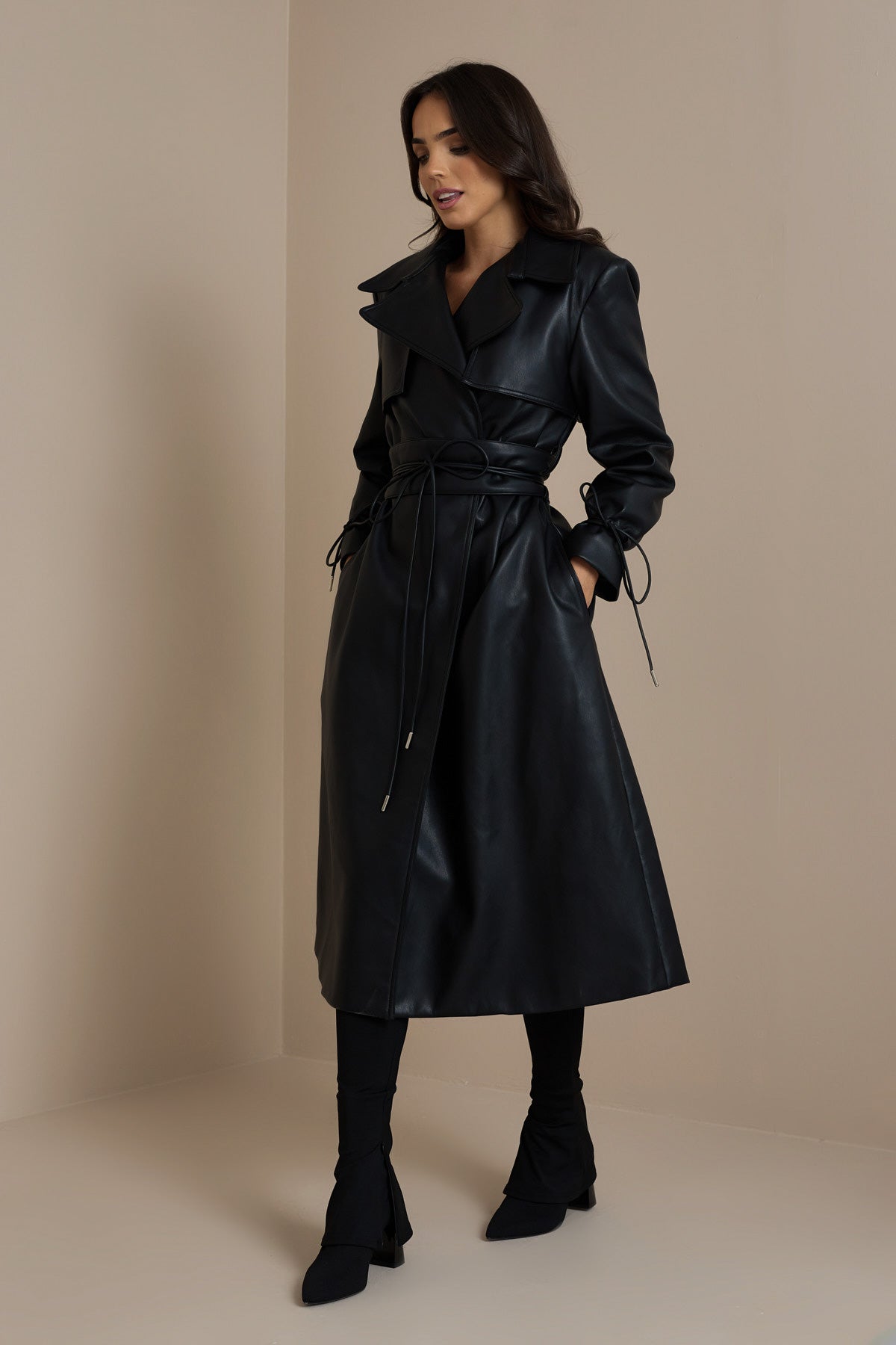 SLOANE TRENCH COAT IN BLACK