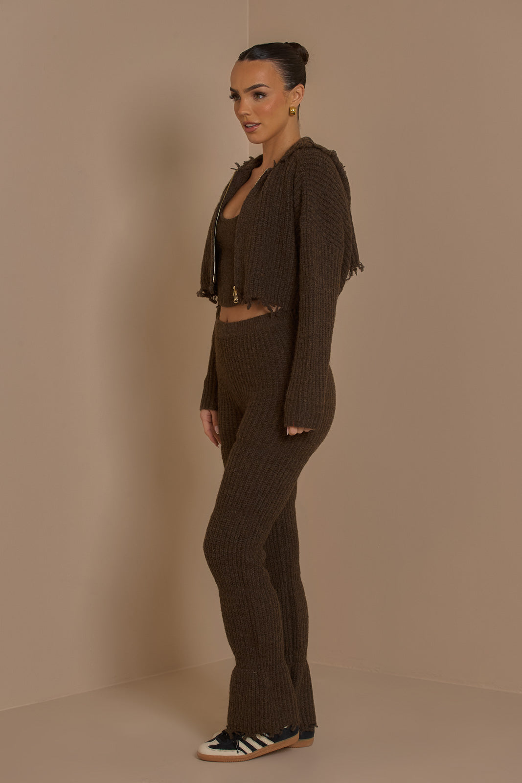 ROMI PREMIUM KNIT TROUSERS IN CHOCOLATE