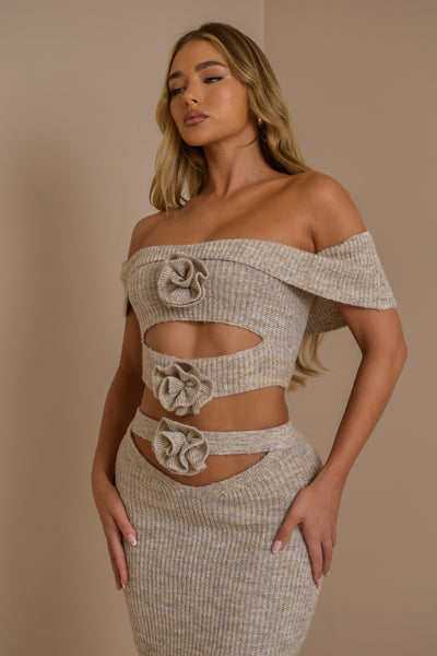 BLOSSOM BARDOT CUT OUT CROP TOP IN OATMEAL