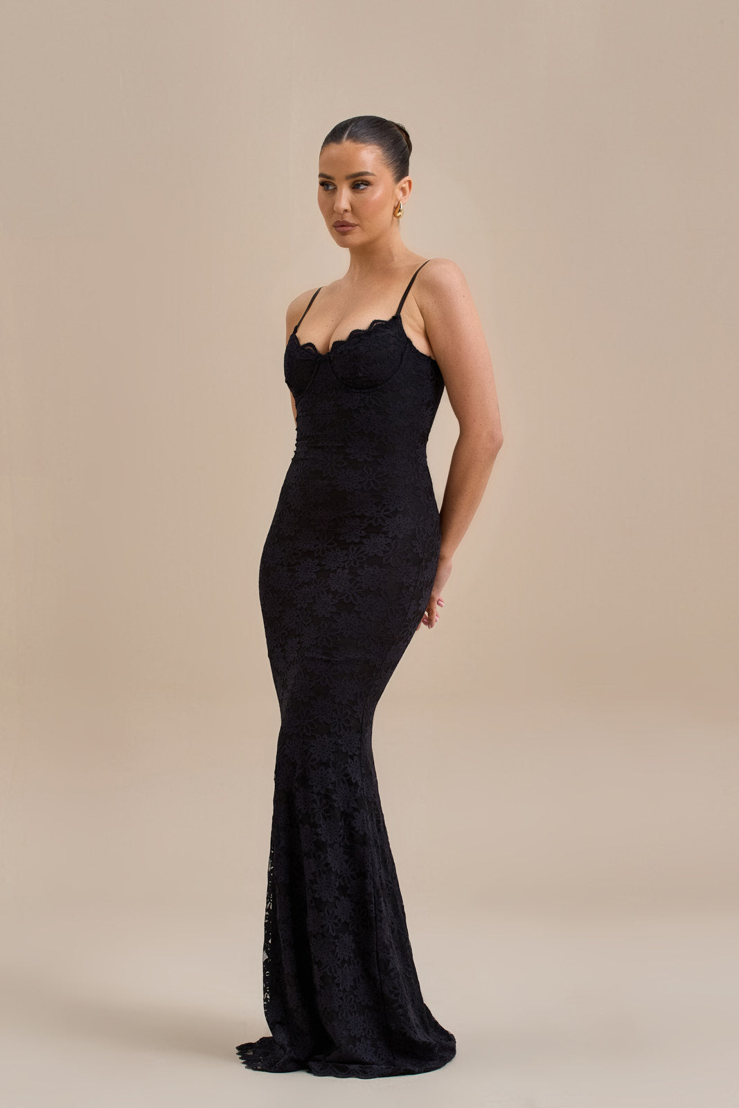 the idol black lace dress LEAH LACE MAXI DRESS