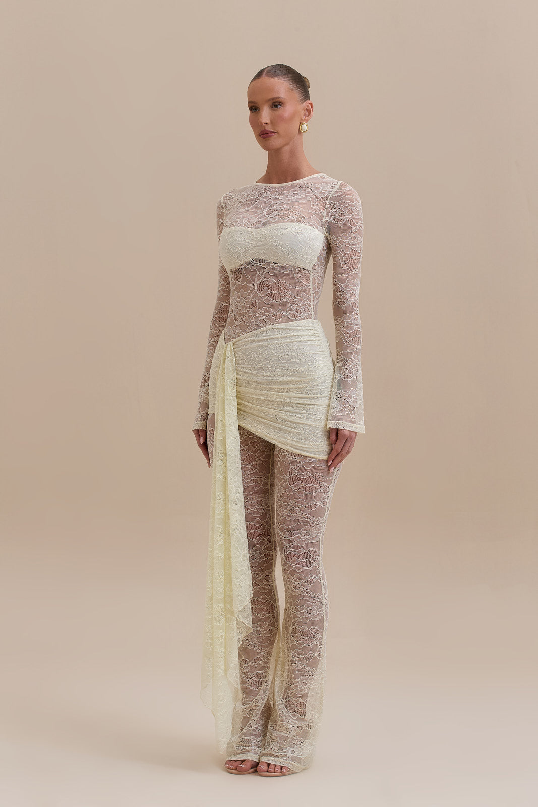 JAMIE LACE JUMPSUIT | LEMON