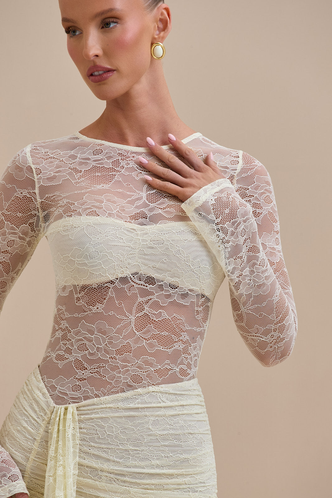 JAMIE LACE JUMPSUIT | LEMON