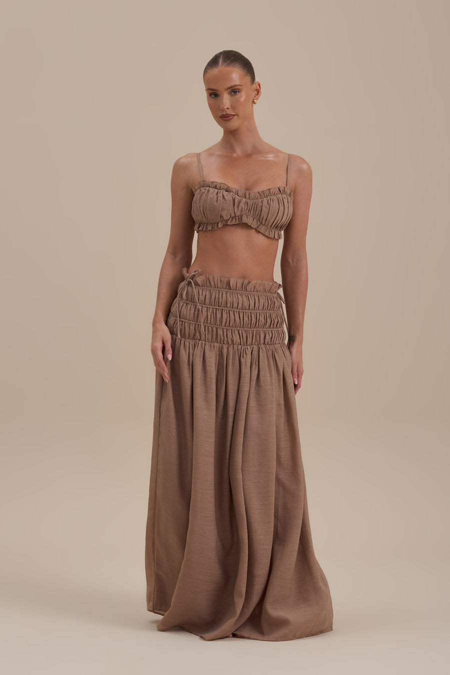 SOULIE SHIRRED WAIST MAXI SKIRT | MOCHA MOUSSE