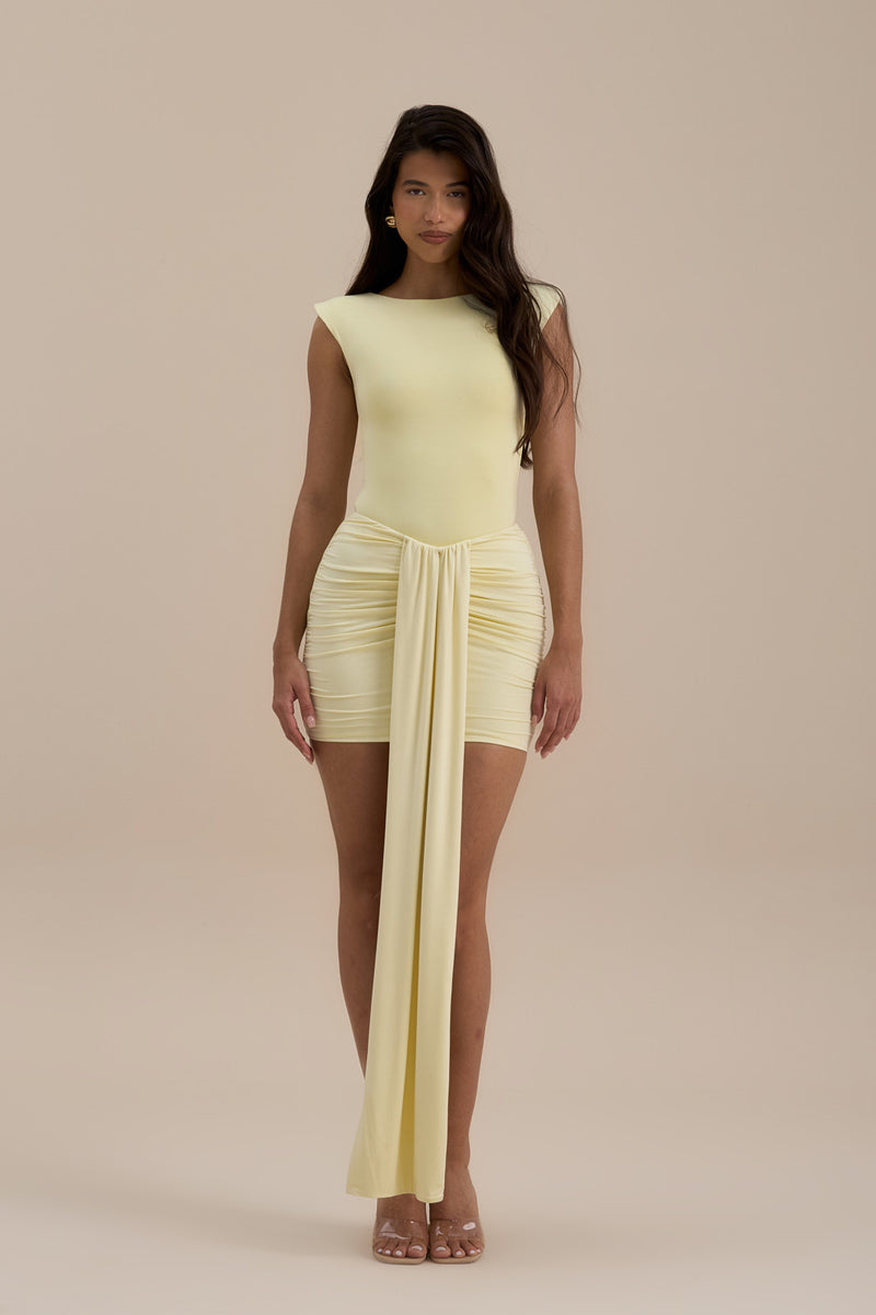 NARA DRAPE MINI SKIRT | LEMON
