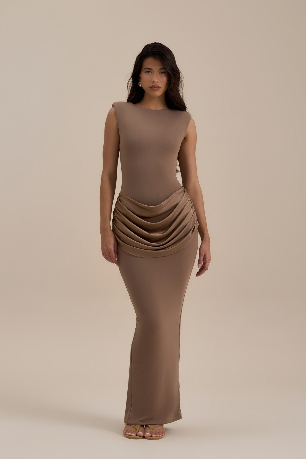 EMAN SLEEVELESS MAXI DRESS WITH SATIN DRAPED WAIST DETAIL | MOCHA MOUSSE