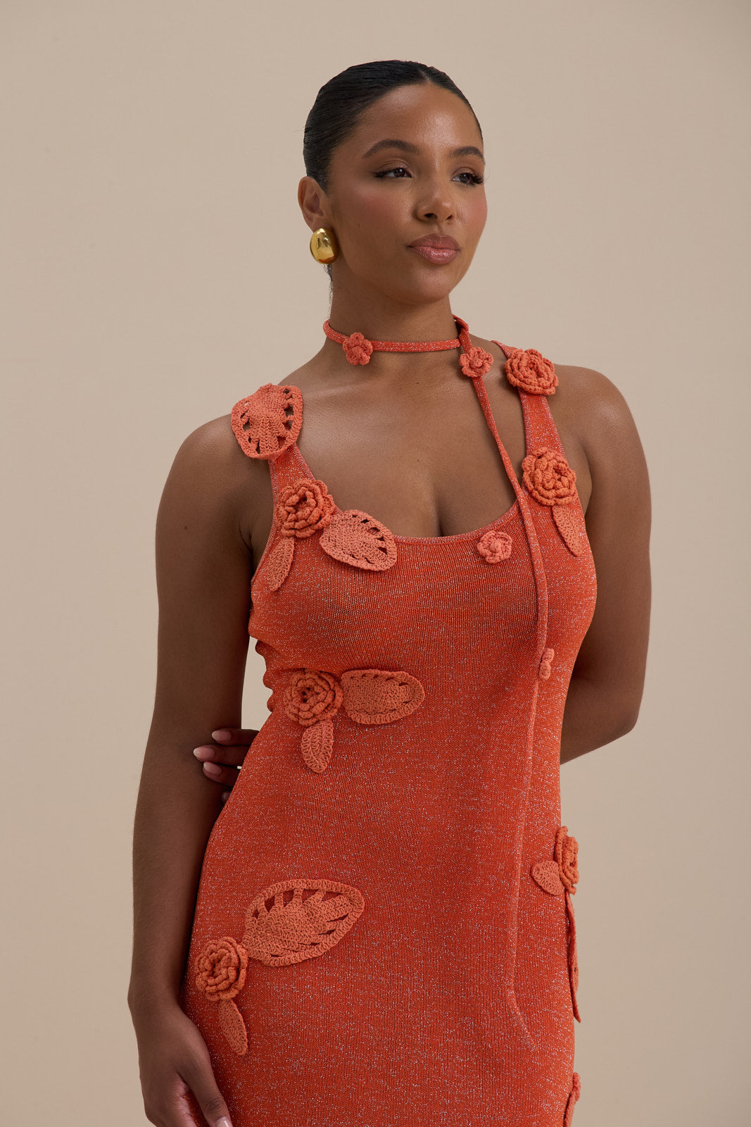 EDEN KNITTED MAXI DRESS WITH FLORAL APPLIQUÉ | ORANGE