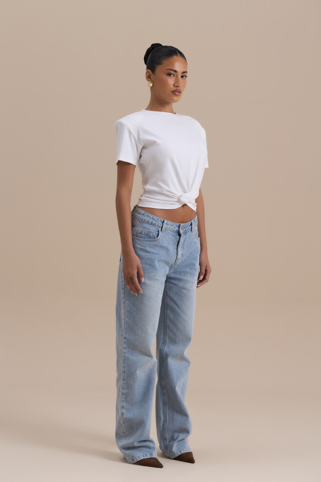 WANDER STRAIGHT LEG JEANS WITH ADJUSTABLE WAIST | MID WASH DENIM