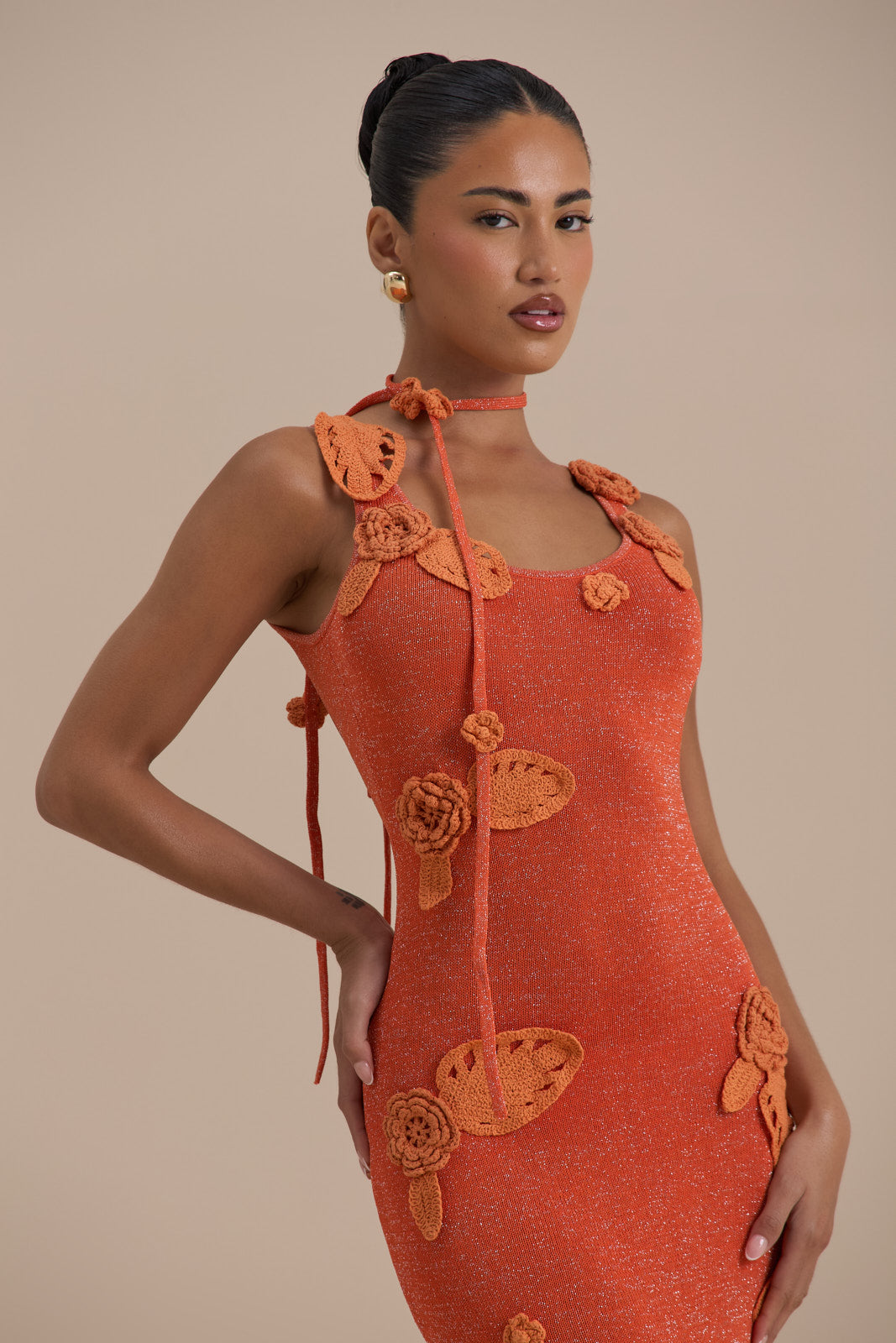 EDEN KNITTED MAXI DRESS WITH FLORAL APPLIQUÉ | ORANGE