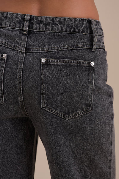 WANDER STRAIGHT LEG JEANS WITH ADJUSTABLE WAIST | DARK WASH DENIM
