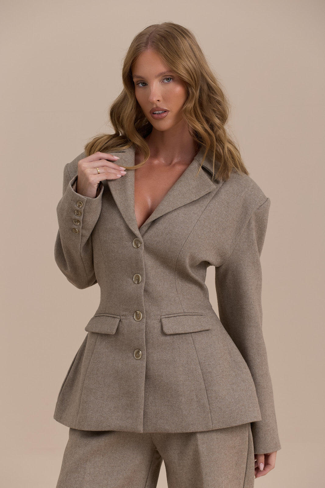 FARRON BLAZER | SAND