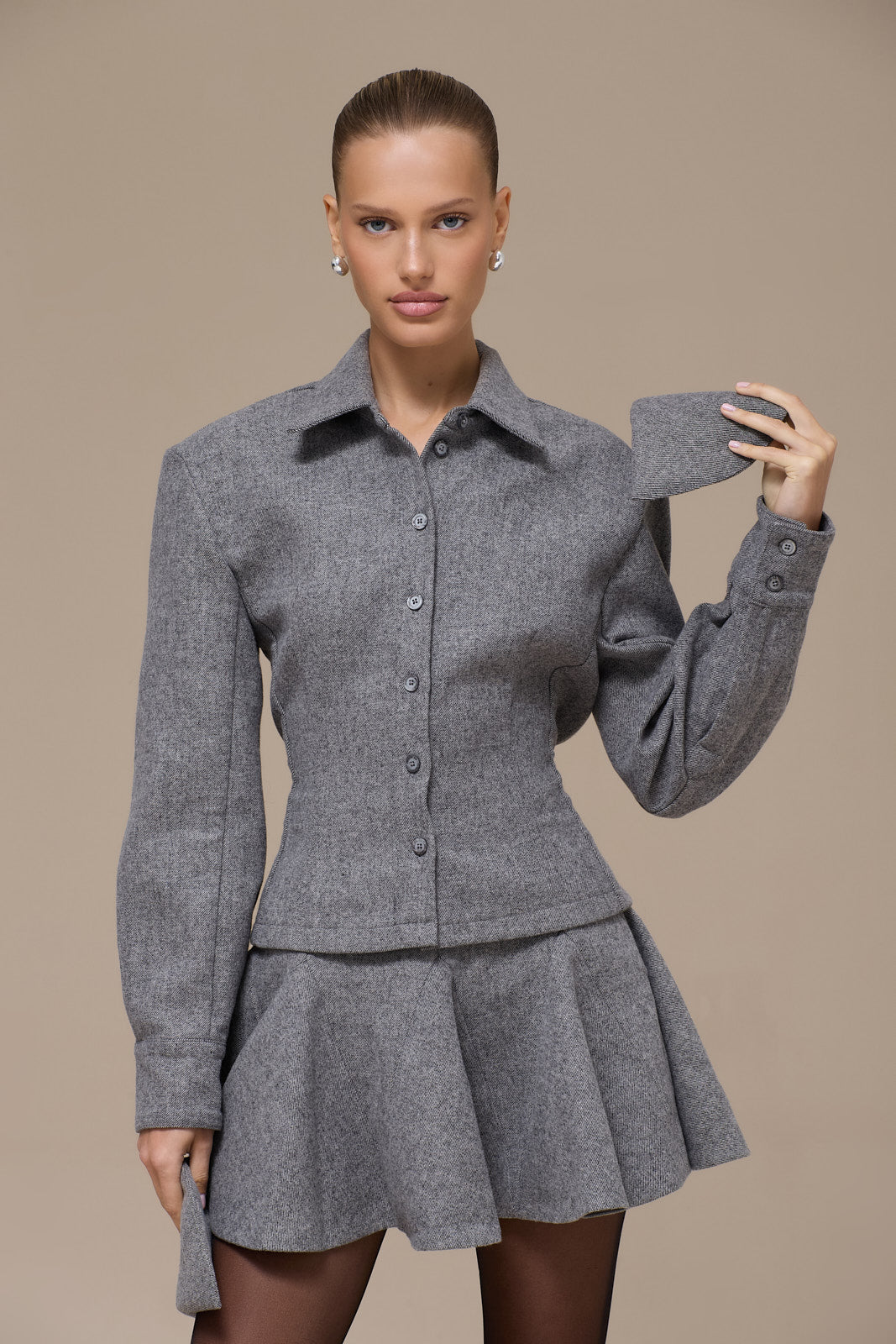 BLAIR BUTTON UP REMOVABLE SHOULDER PAD SHIRT | GREY