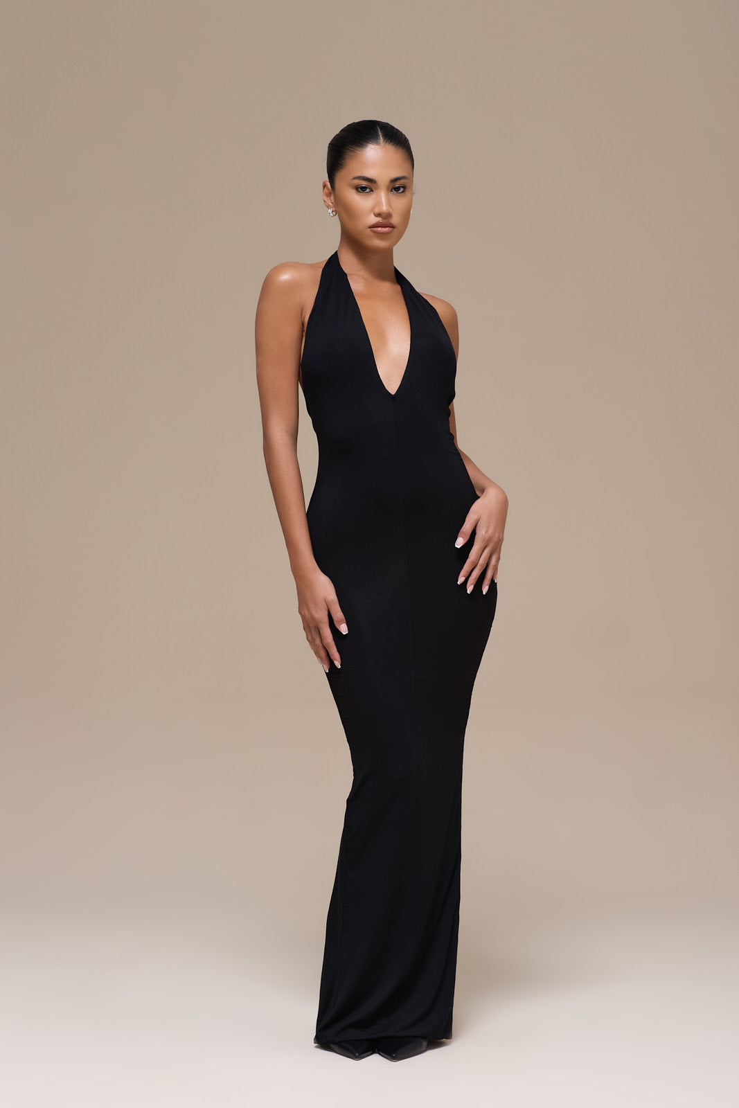 PHE HALTER MAXI DRESS | BLACK