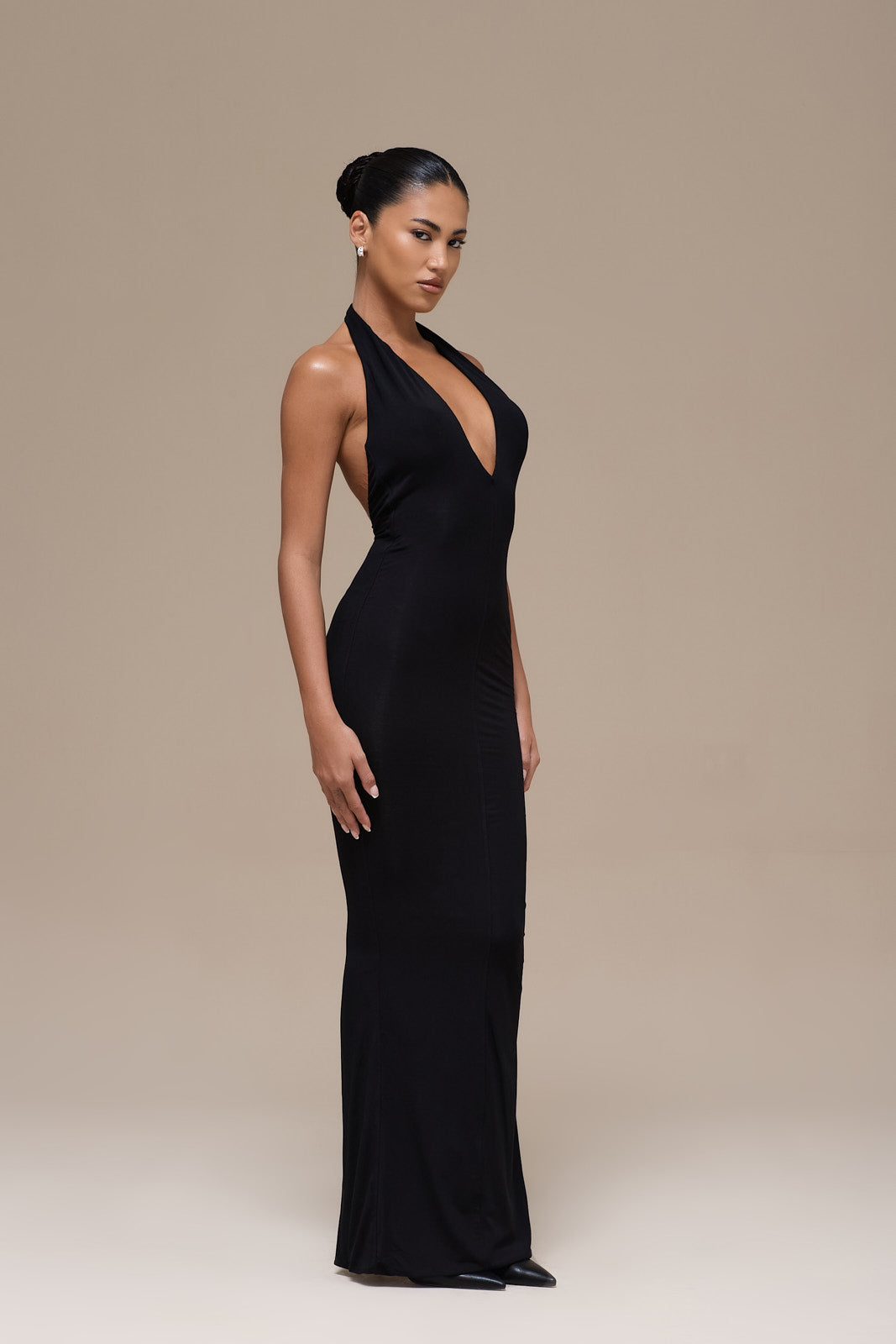 PHE HALTER MAXI DRESS | BLACK