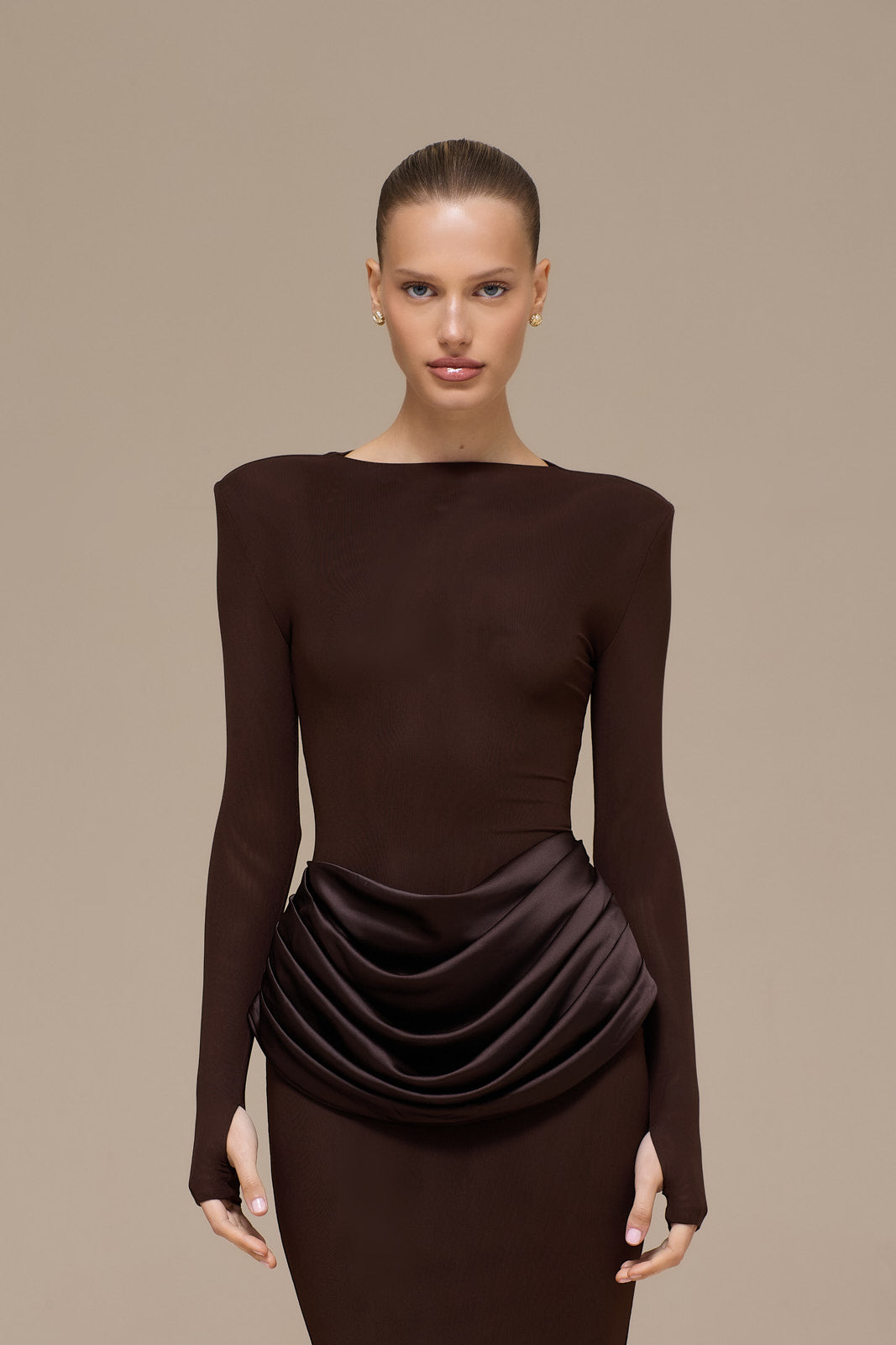 EMAN LONG SLEEVE MAXI DRESS WITH SATIN DRAPED WAIST DETAIL | CHOCOLATE