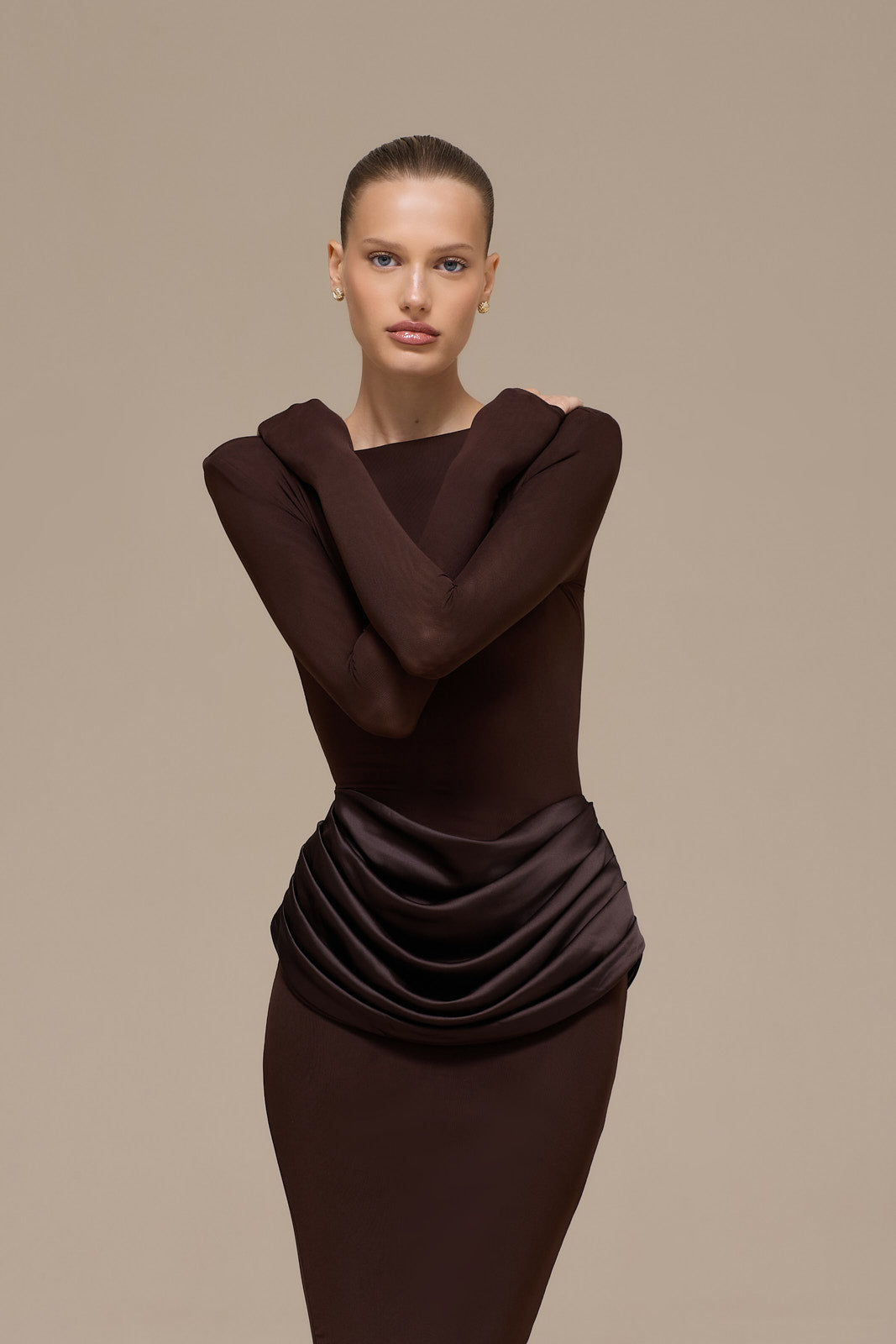 EMAN LONG SLEEVE MAXI DRESS WITH SATIN DRAPED WAIST DETAIL | CHOCOLATE