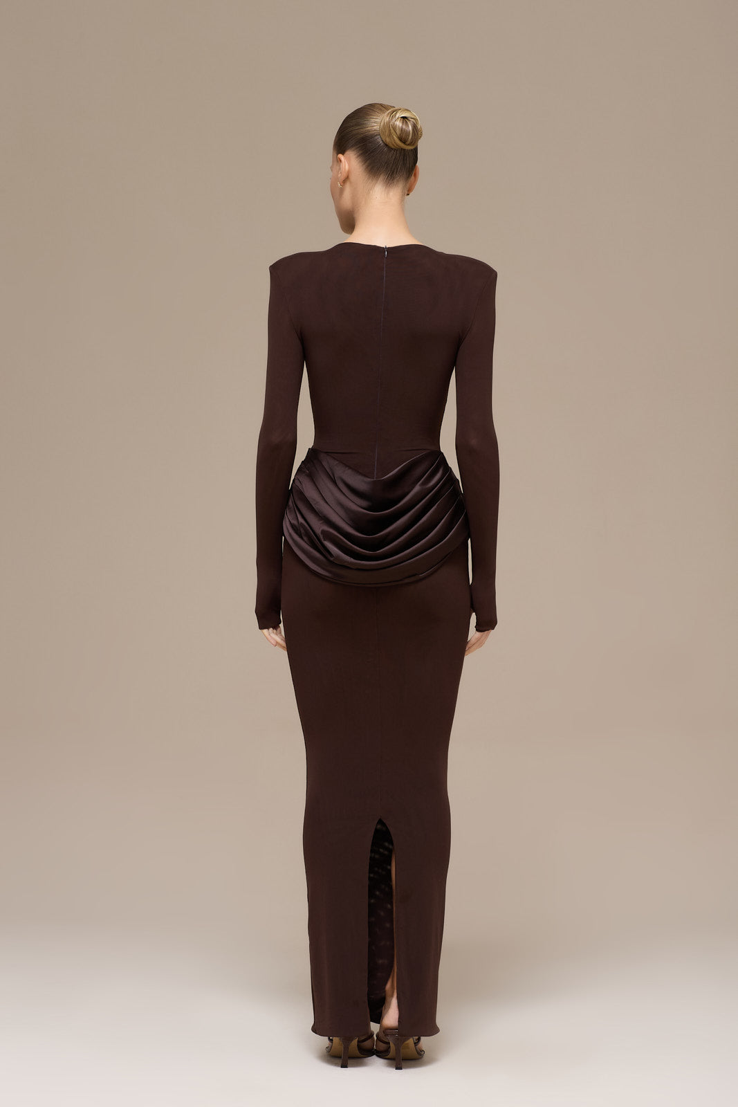 EMAN LONG SLEEVE MAXI DRESS WITH SATIN DRAPED WAIST DETAIL | CHOCOLATE