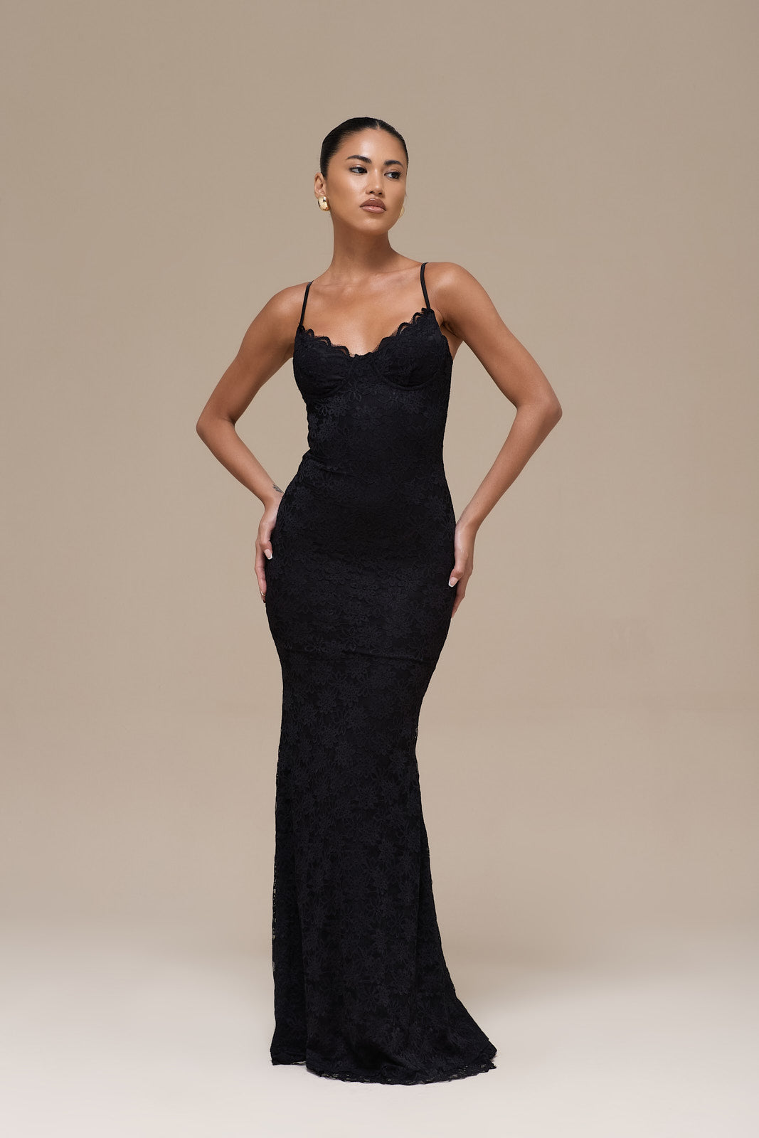LEAH LACE MAXI DRESS | BLACK