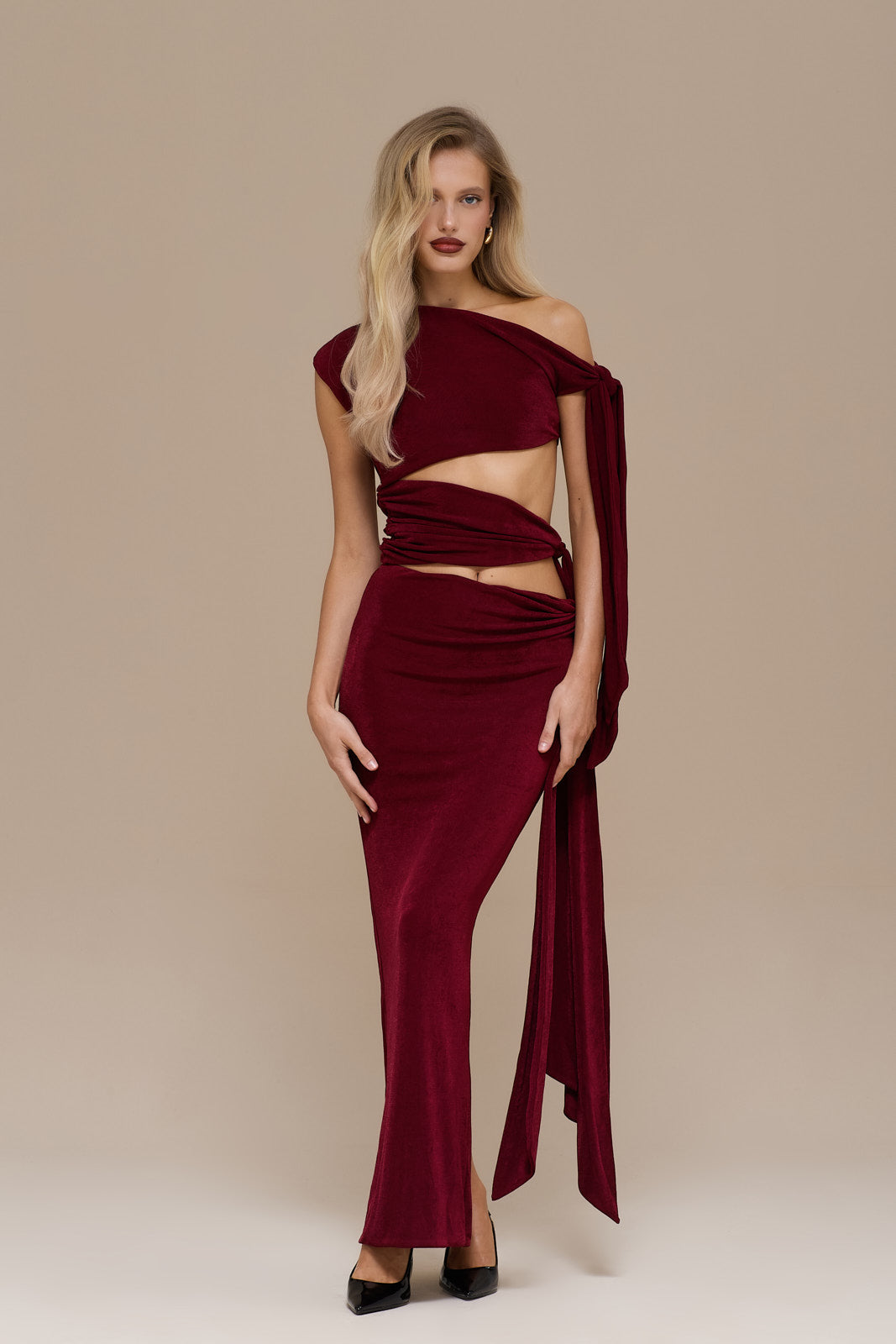 NOA CUT OUT TOP | WINE