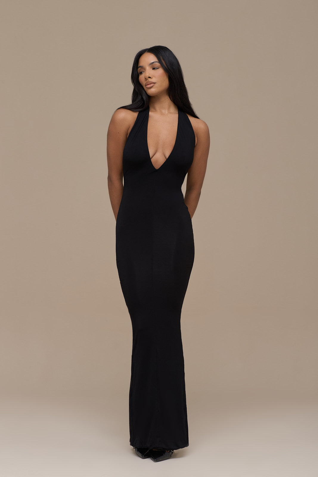 PHE HALTER MAXI DRESS | BLACK