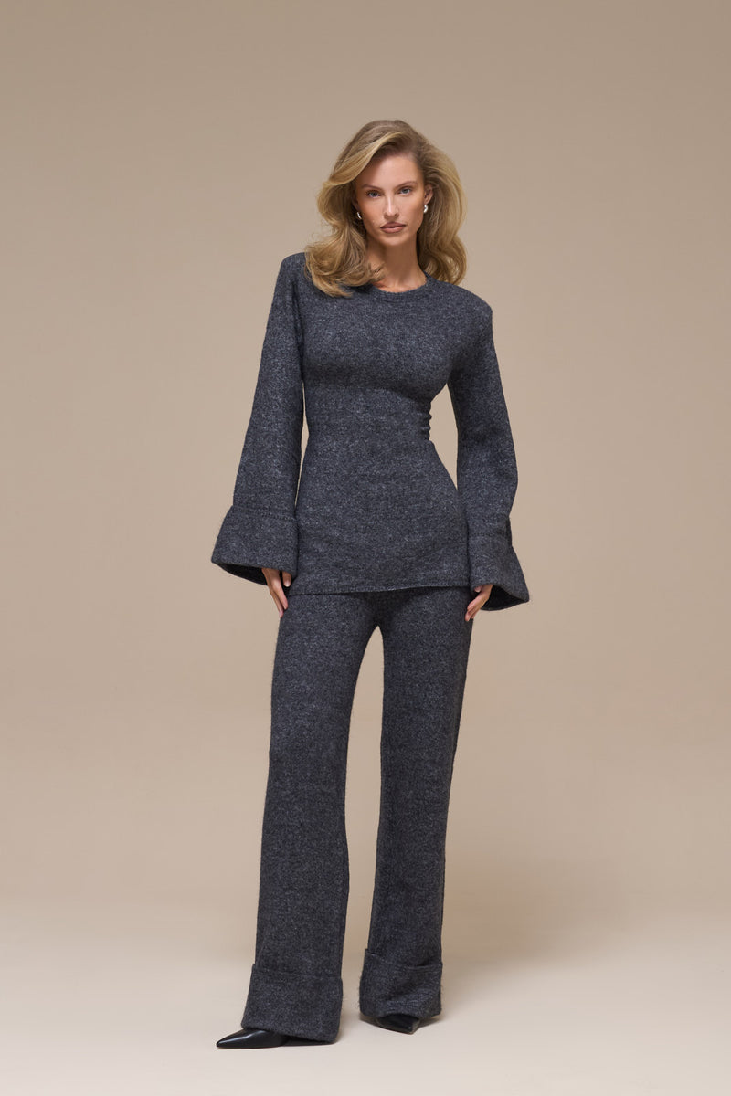 RHYLA LONG SLEEVE KNITTED TOP | GREY