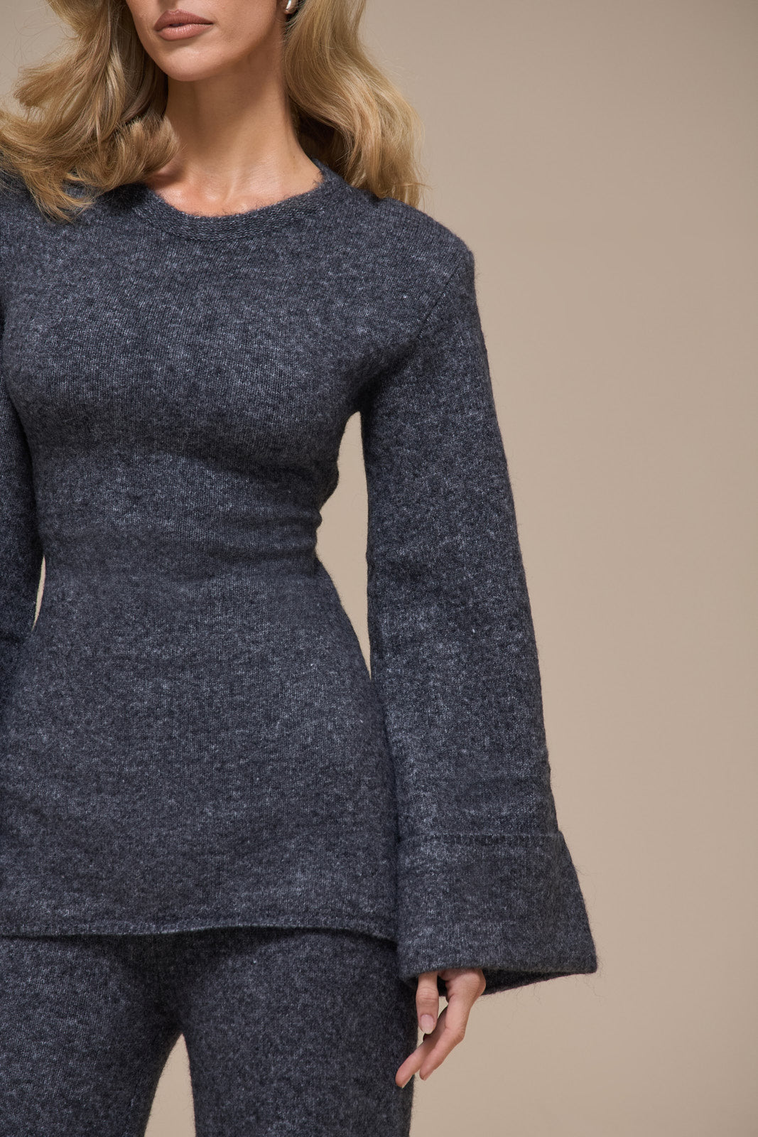 RHYLA LONG SLEEVE KNITTED TOP | GREY