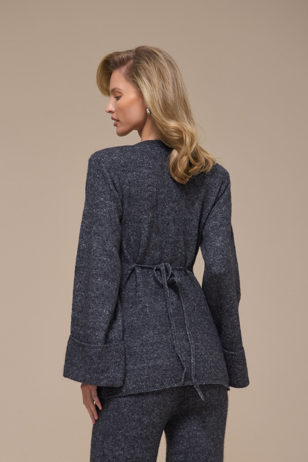 RHYLA LONG SLEEVE KNITTED TOP | GREY