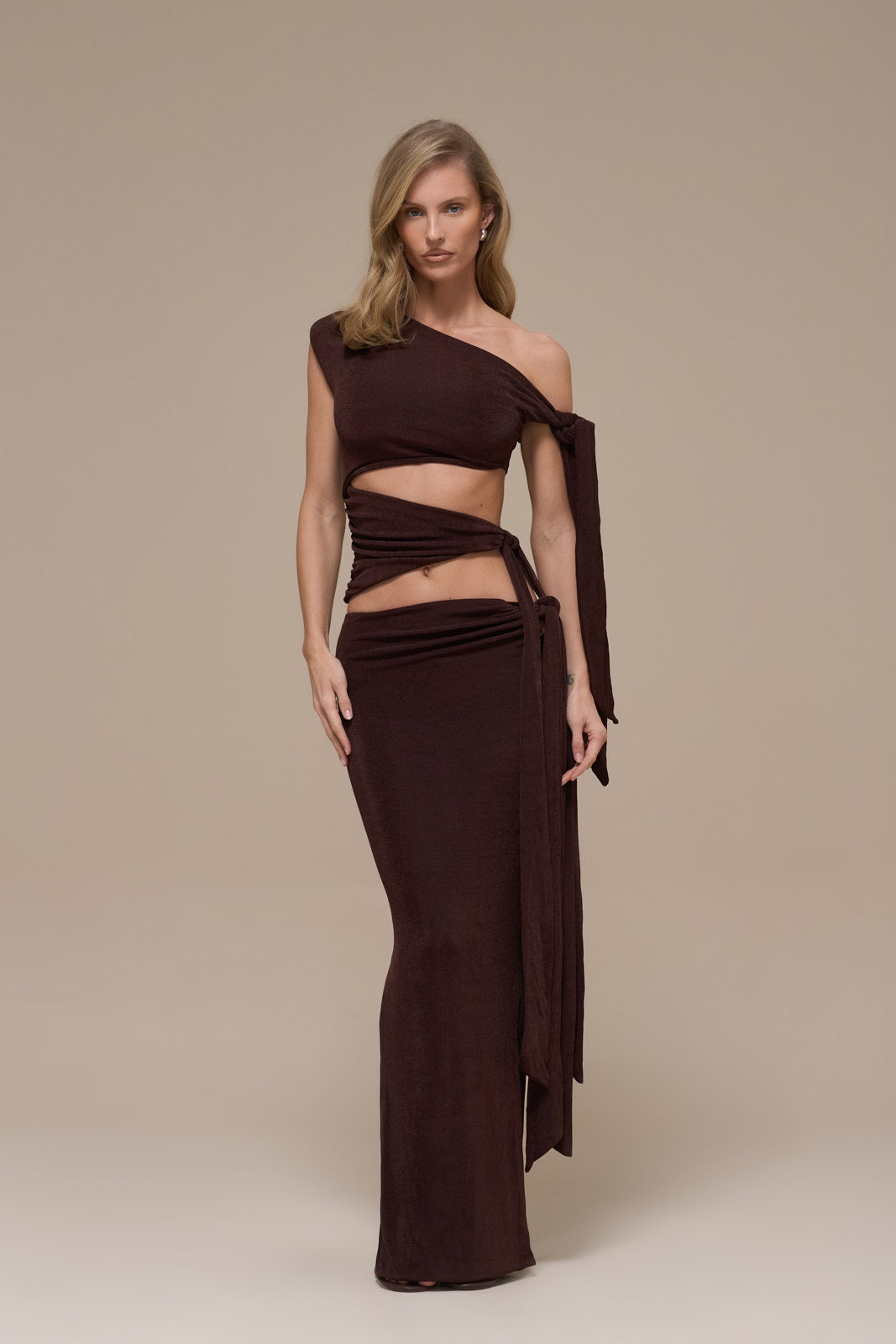 NOA CUT OUT TOP | ESPRESSO