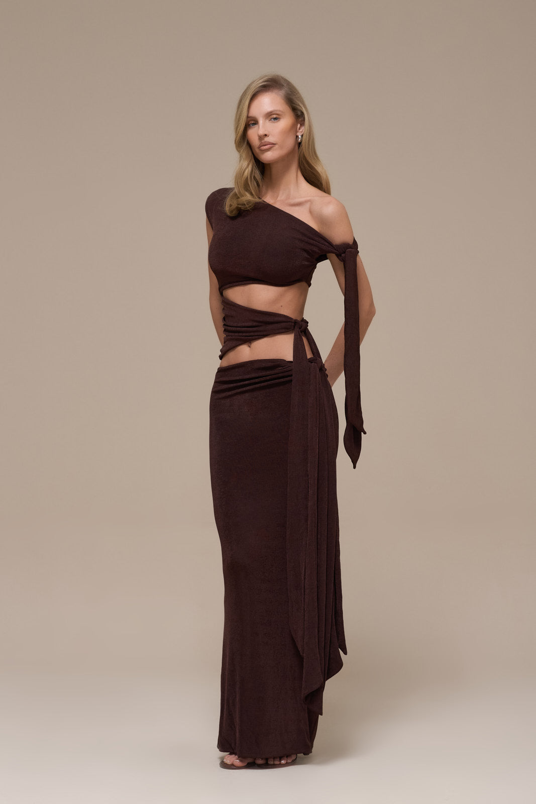 NOA CUT OUT TOP | ESPRESSO