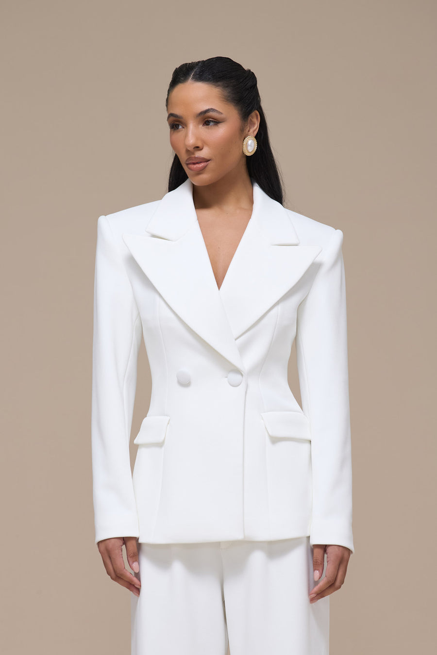 CHARLOTTE DOUBLE BREASTED PADDED SUITING JACKET | WHITE