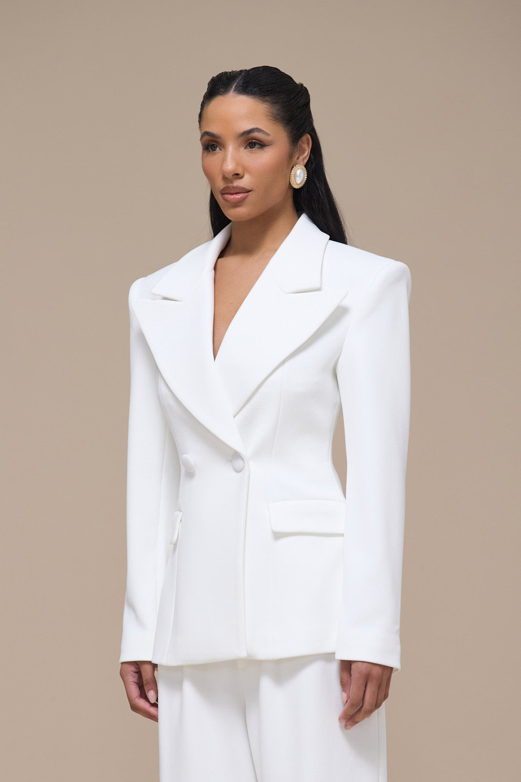 CHARLOTTE DOUBLE BREASTED PADDED SUITING JACKET | WHITE
