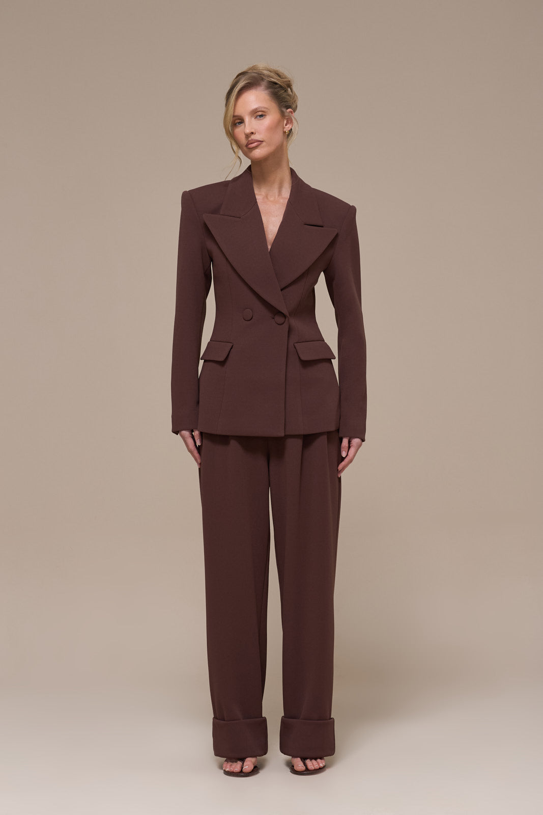 CHARLOTTE HIGH WAIST PLEATED SUITING TROUSERS WITH ADJUSTABLE WAIST | CHOCOLATE