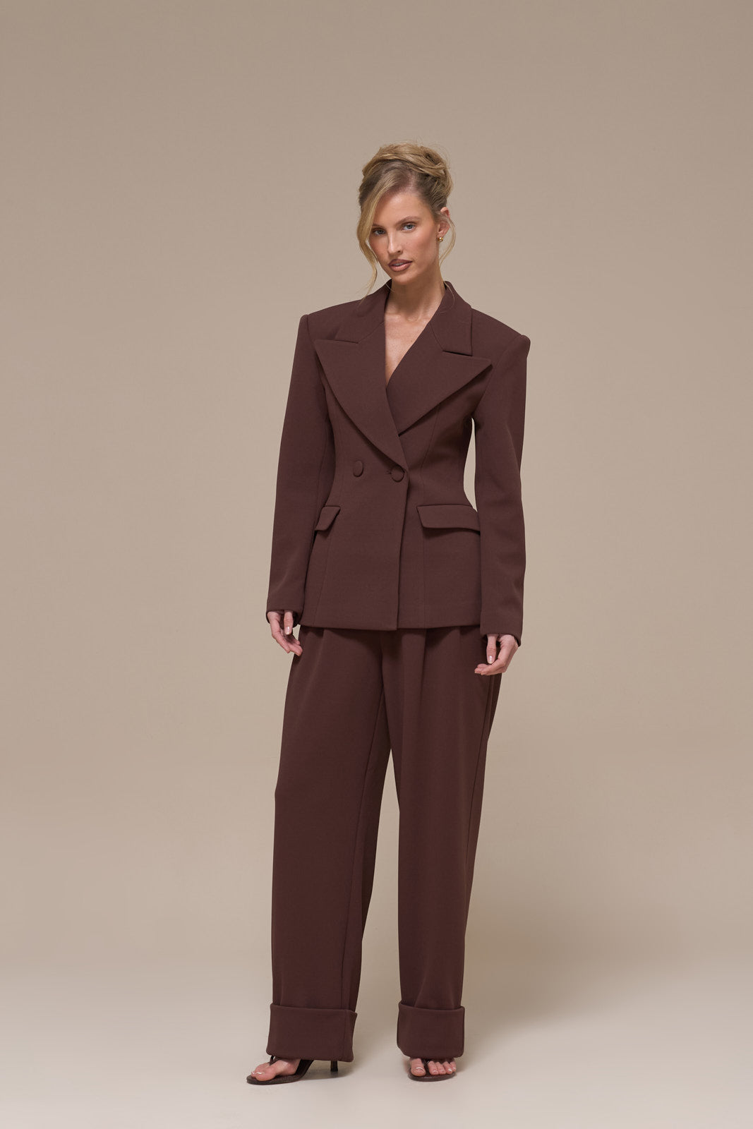 CHARLOTTE HIGH WAIST PLEATED SUITING TROUSERS WITH ADJUSTABLE WAIST | CHOCOLATE