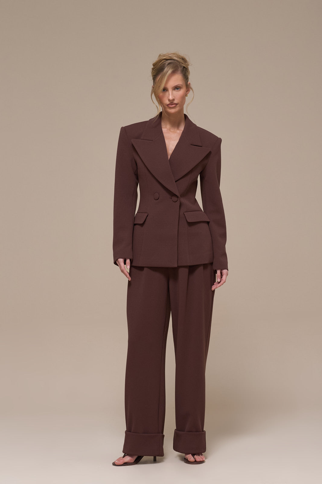 CHARLOTTE HIGH WAIST PLEATED SUITING TROUSERS WITH ADJUSTABLE WAIST | CHOCOLATE