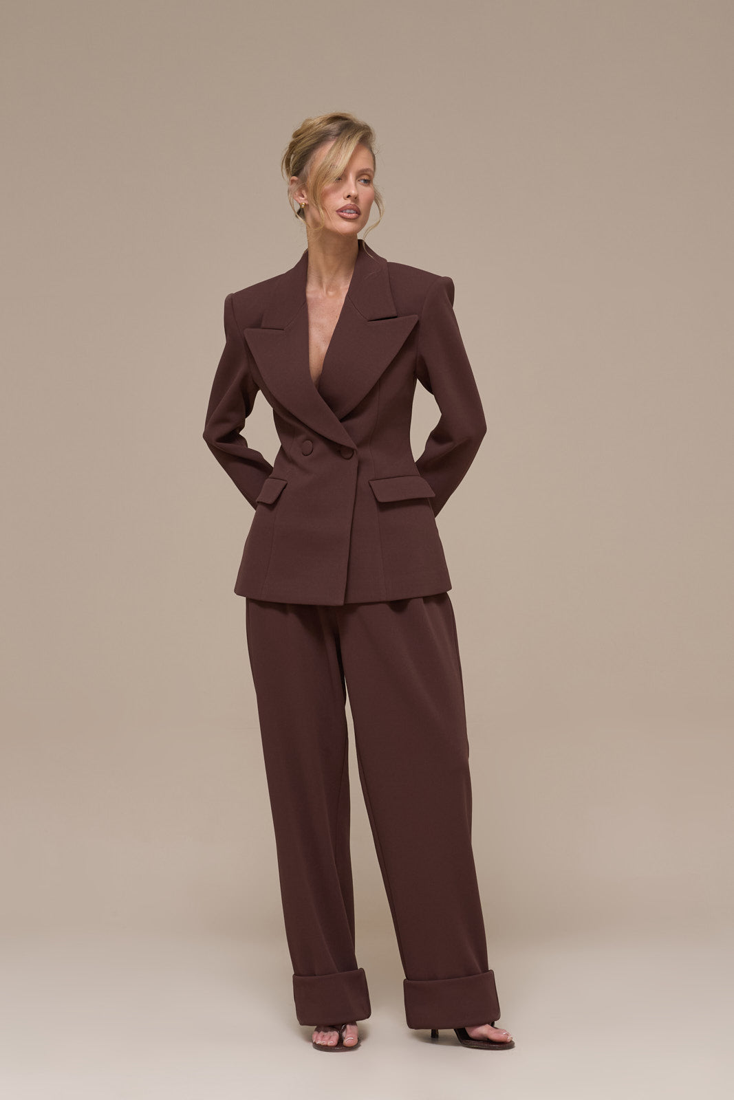 CHARLOTTE HIGH WAIST PLEATED SUITING TROUSERS WITH ADJUSTABLE WAIST | CHOCOLATE