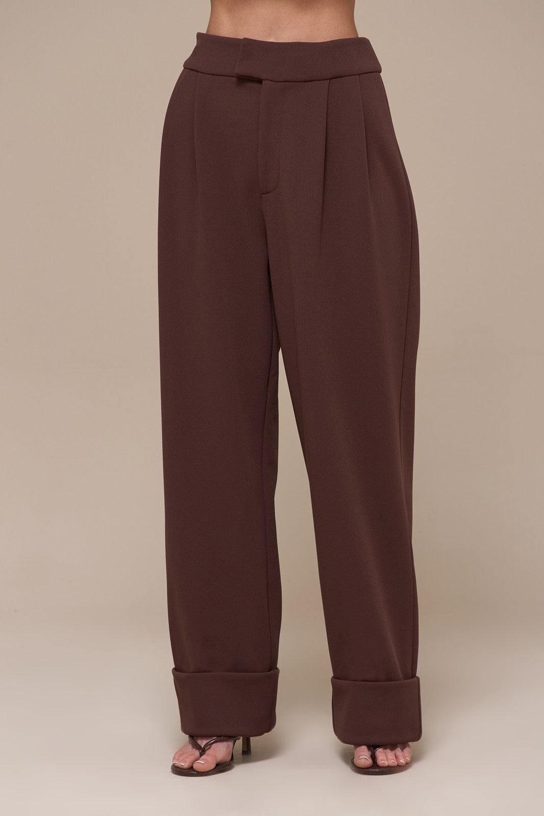 CHARLOTTE HIGH WAIST PLEATED SUITING TROUSERS WITH ADJUSTABLE WAIST | CHOCOLATE
