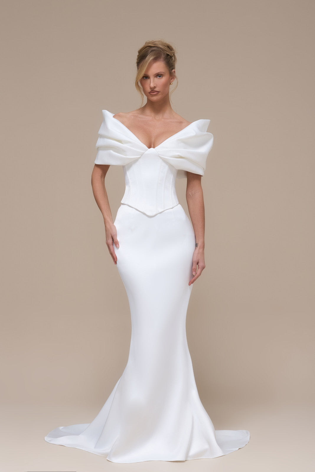 VIVIENNE HIGH WAIST MERMAID SKIRT WITH TRAIN | IVORY