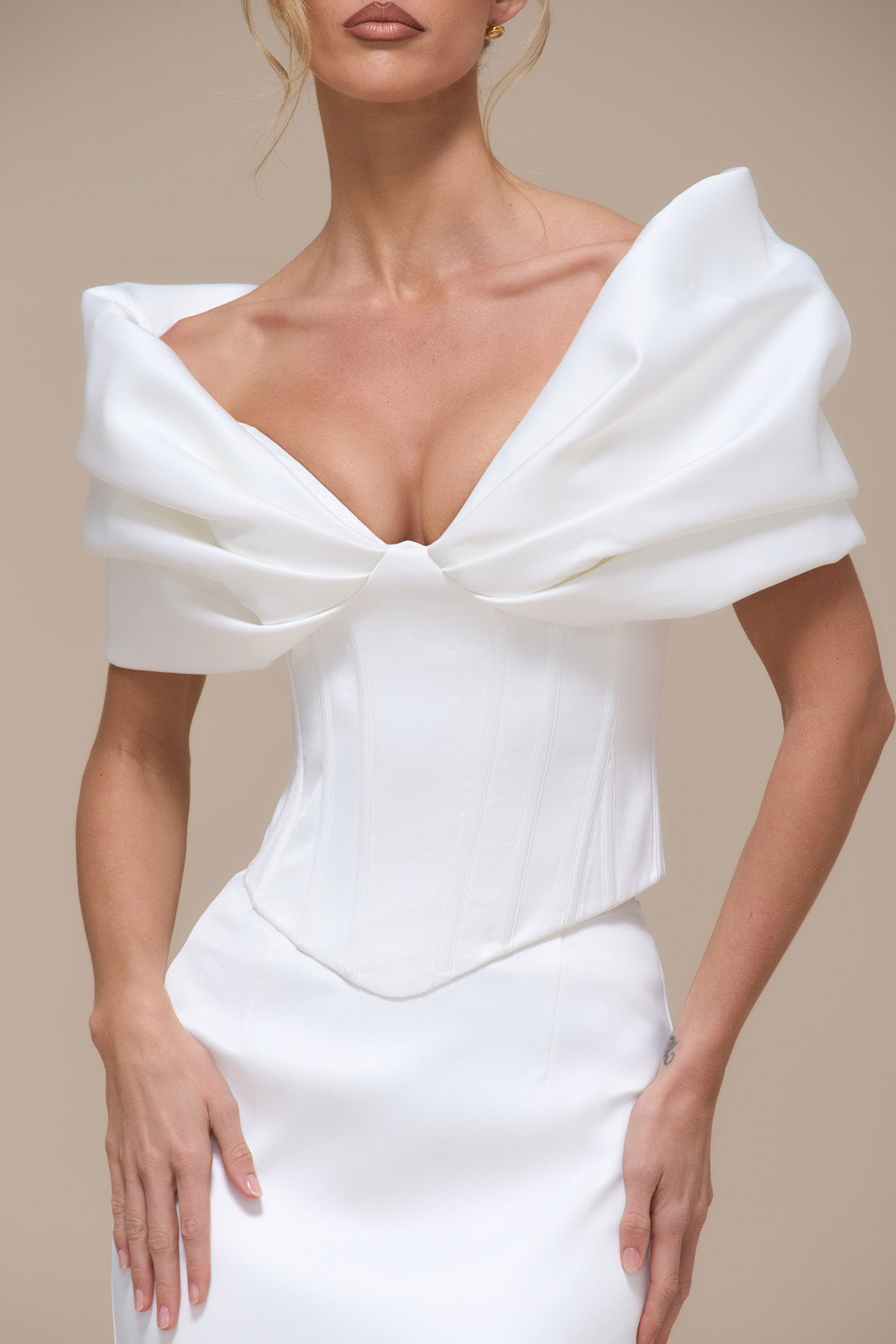 VIVIENNE OFF SHOULDER GATHERED CORSET | IVORY