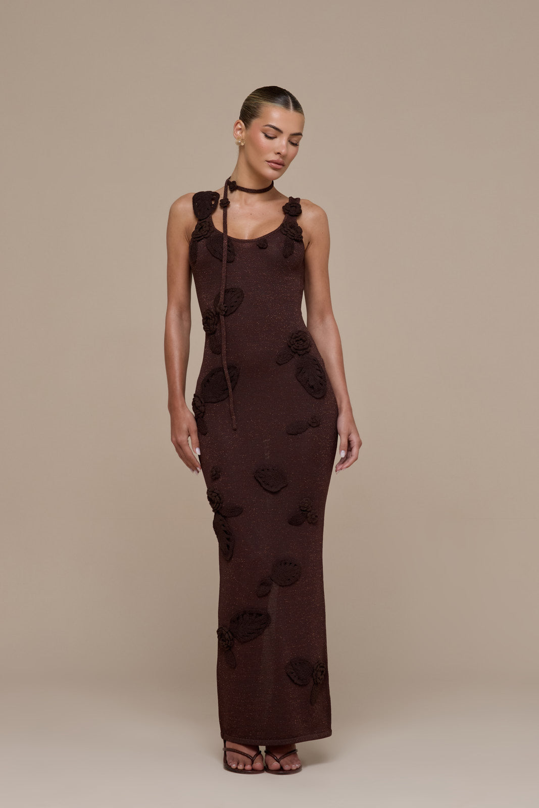 EDEN KNITTED MAXI DRESS WITH FLORAL APPLIQUÉ | CHOCOLATE
