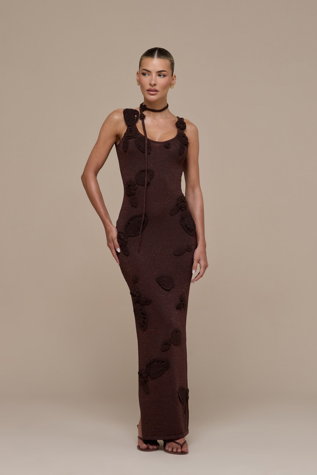 EDEN KNITTED MAXI DRESS WITH FLORAL APPLIQUÉ | CHOCOLATE