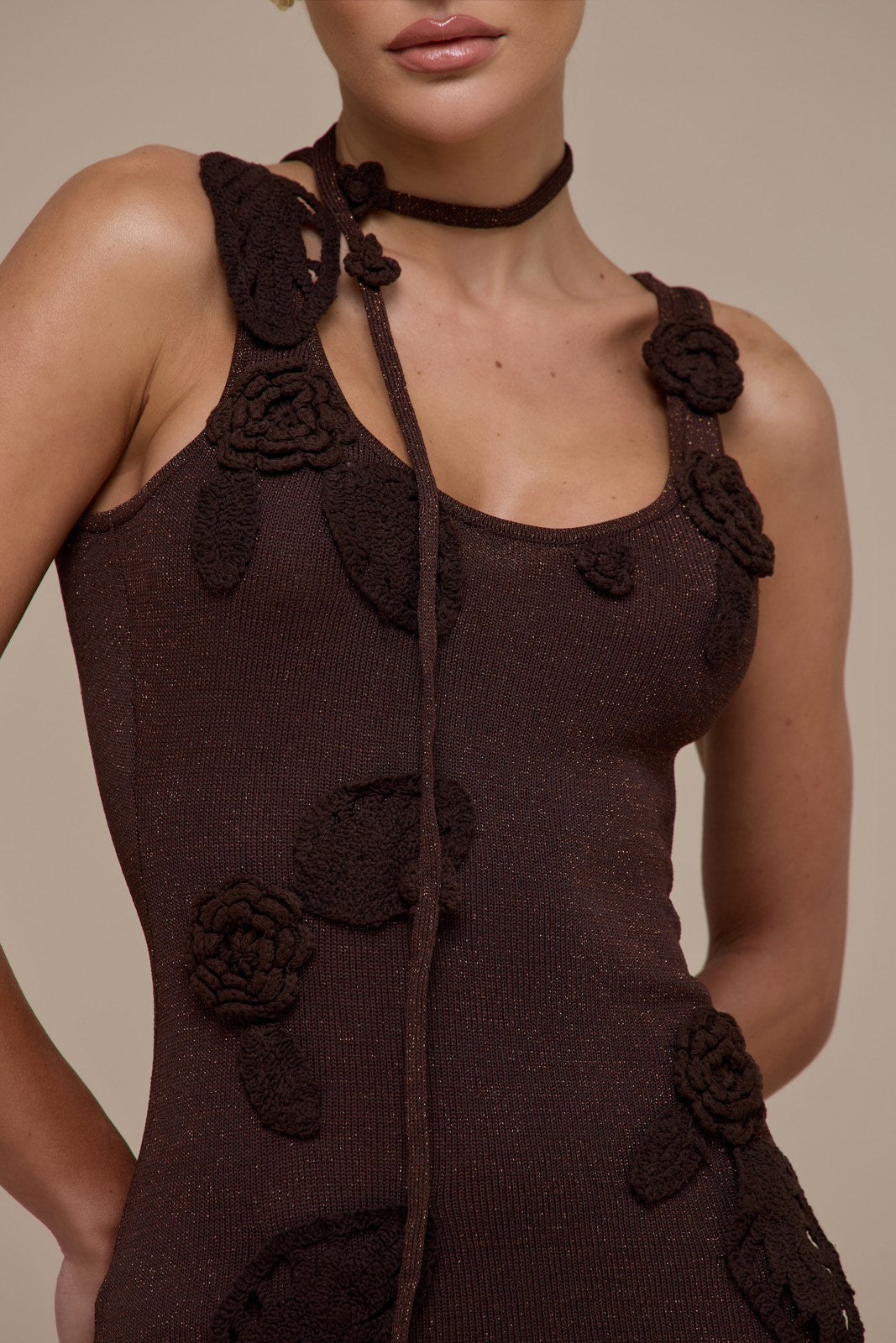 EDEN KNITTED MAXI DRESS WITH FLORAL APPLIQUÉ | CHOCOLATE