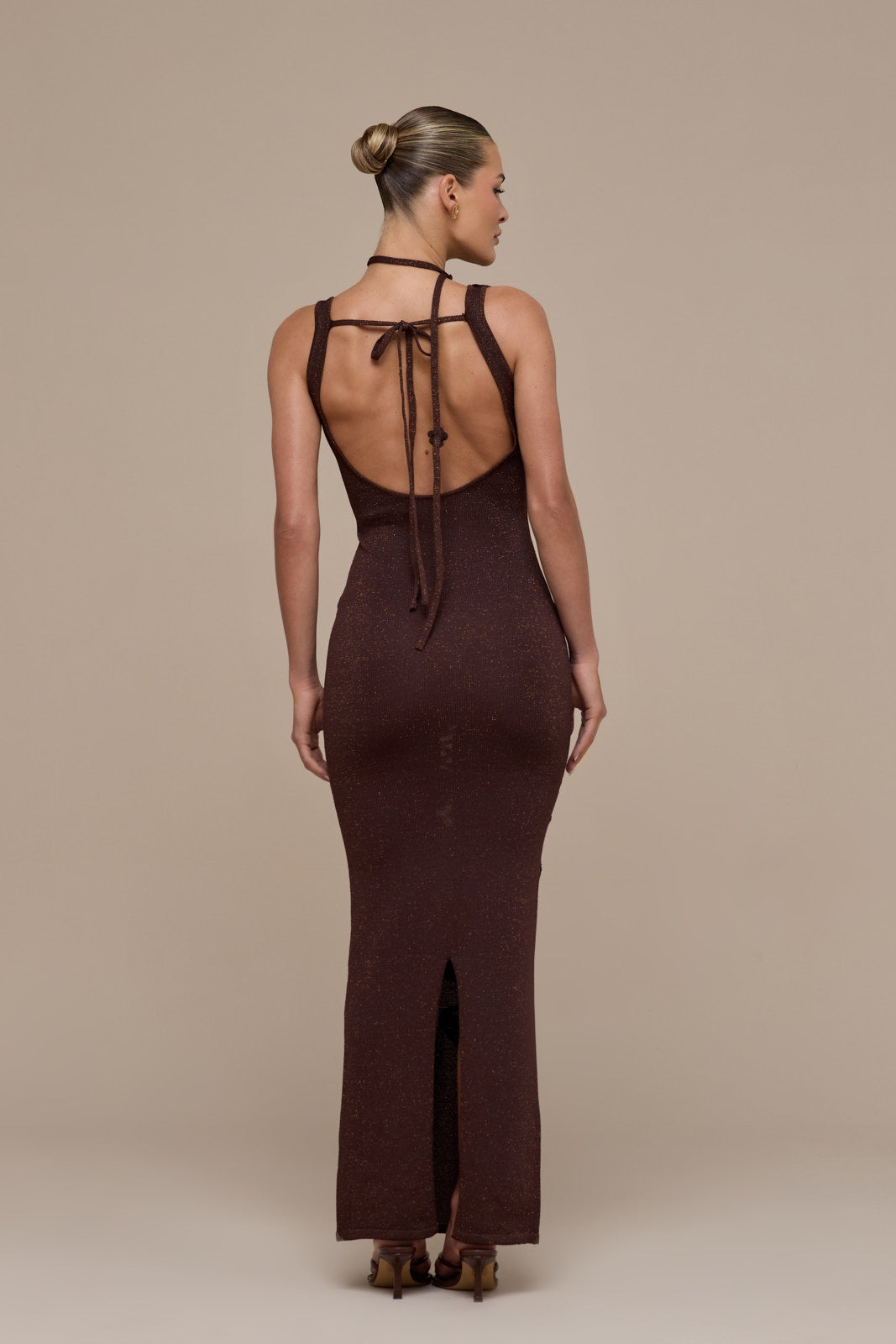 EDEN KNITTED MAXI DRESS WITH FLORAL APPLIQUÉ | CHOCOLATE