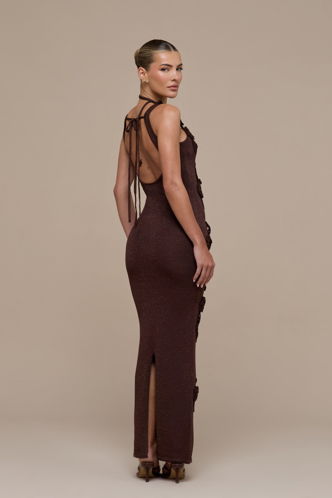 EDEN KNITTED MAXI DRESS WITH FLORAL APPLIQUÉ | CHOCOLATE