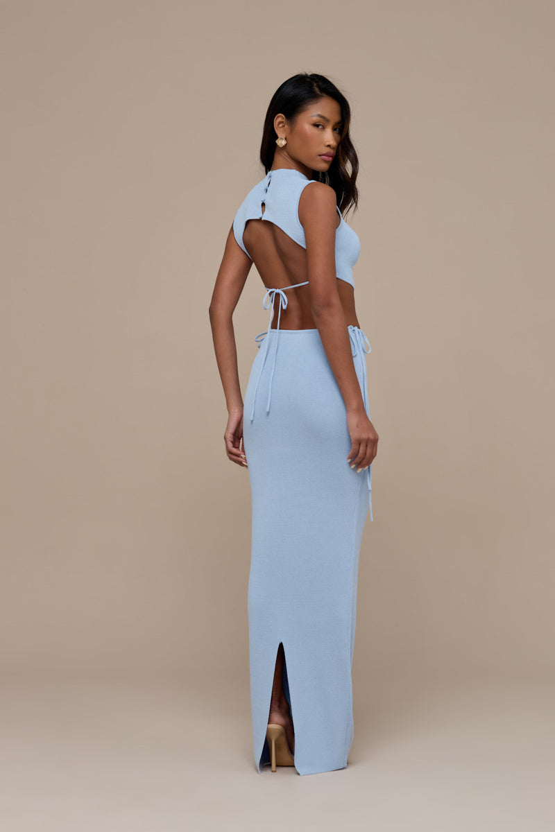 SIENNA SLEEVELESS KNITTED TOP WITH OPEN BACK BUTTON DETAIL | BABY BLUE