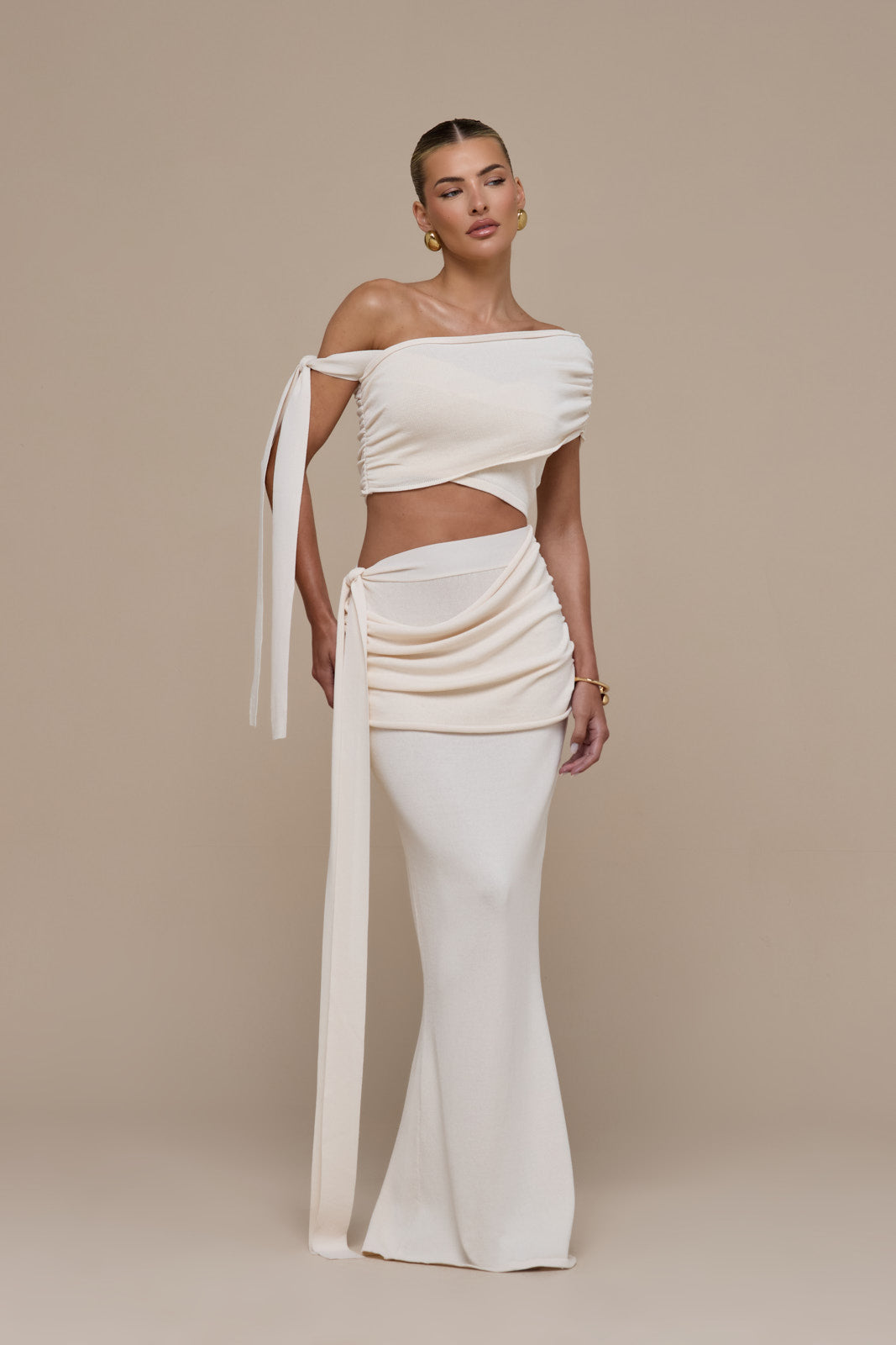 LOIS KNITTED OFF THE SHOULDER TIE DETAIL TOP | VANILLA