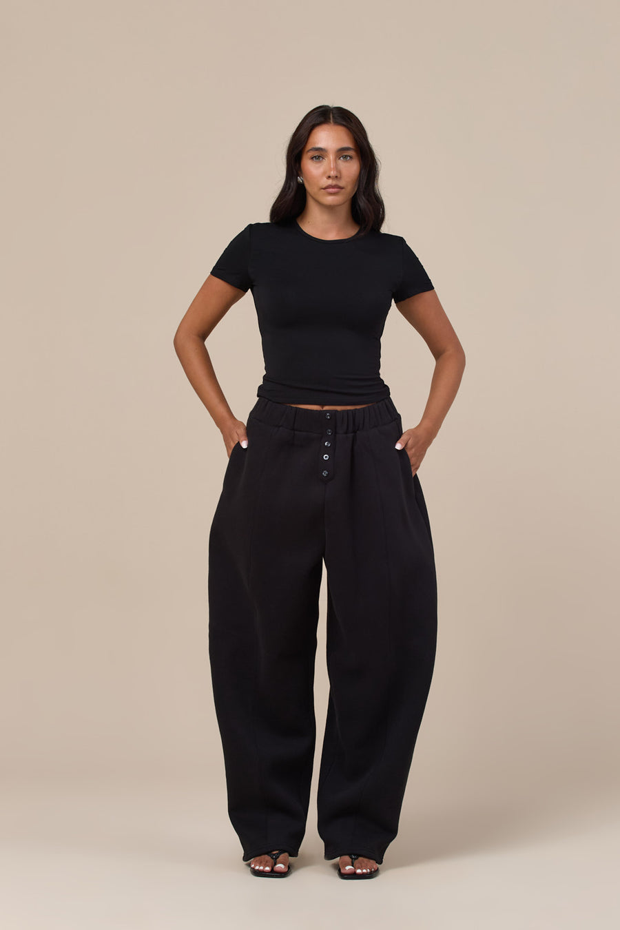 BLAKE BASIC SHORT SLEEVE T-SHIRT | BLACK