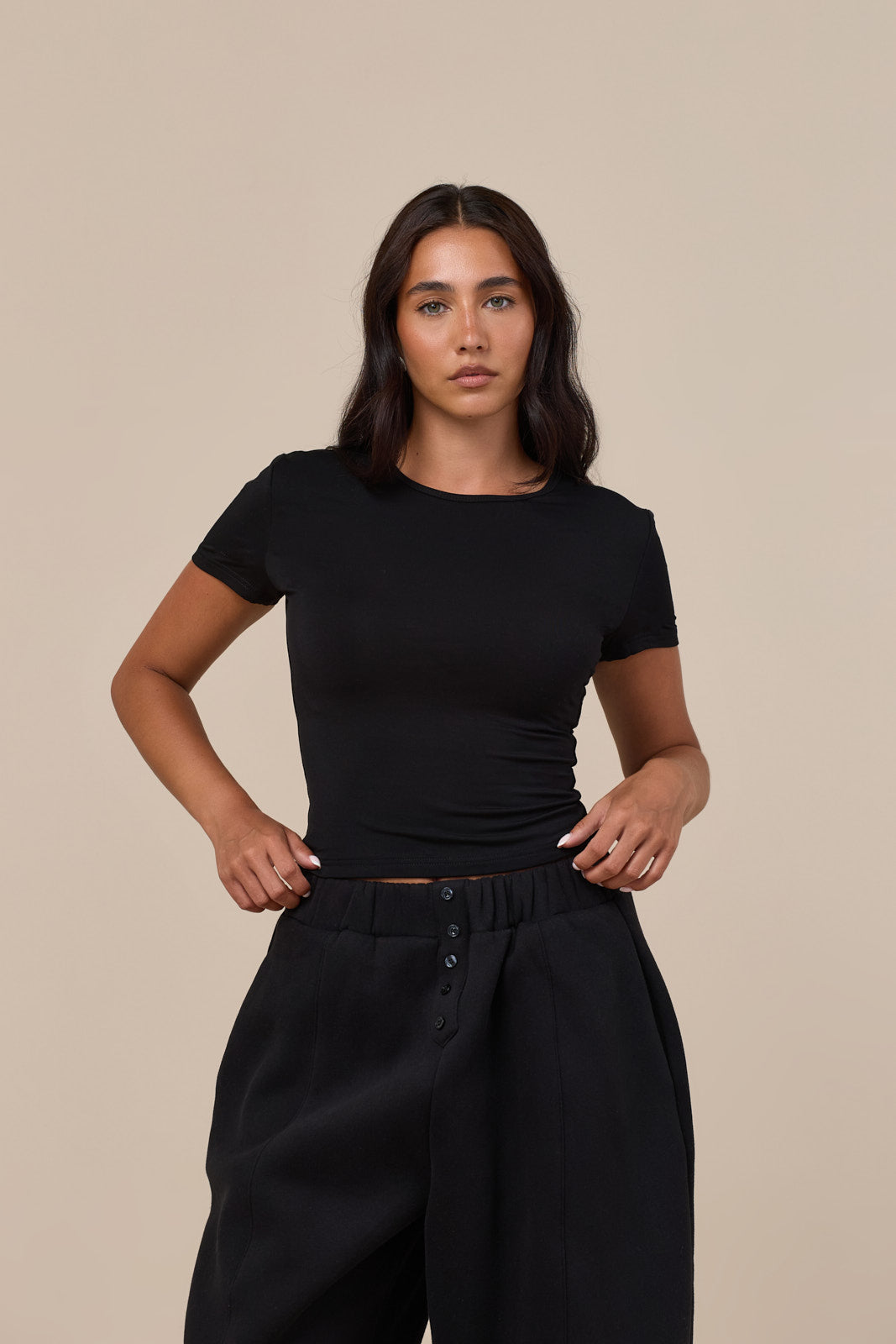 BLAKE BASIC SHORT SLEEVE T-SHIRT | BLACK