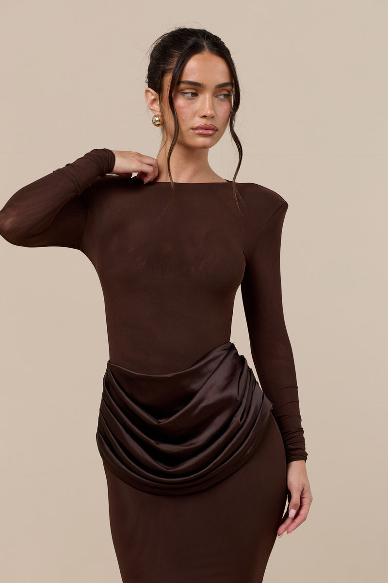 EMAN LONG SLEEVE MAXI DRESS WITH SATIN DRAPED WAIST DETAIL | CHOCOLATE