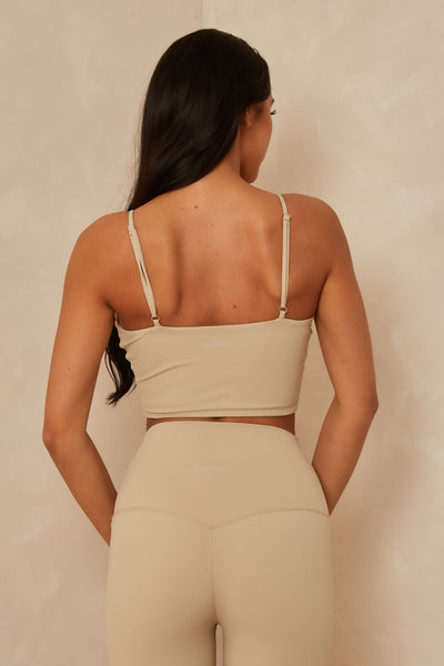 FC ACTIVE CROP TOP | ALMOND