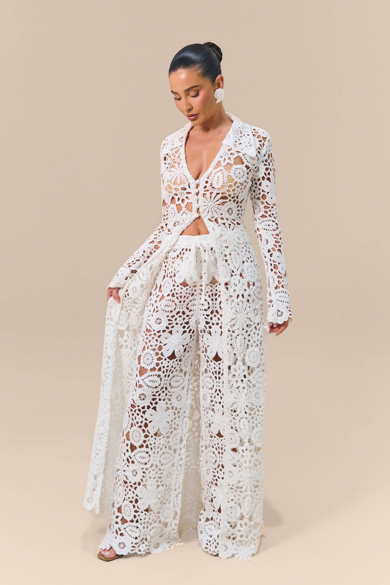 KAIYA CROCHET KNIT LONGLINE CARDIGAN | WHITE